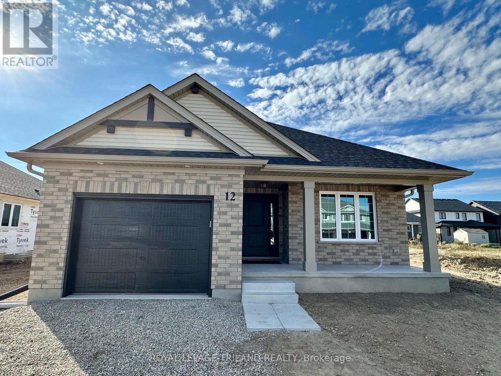 12 HARROW LANE, St. Thomas, Ontario