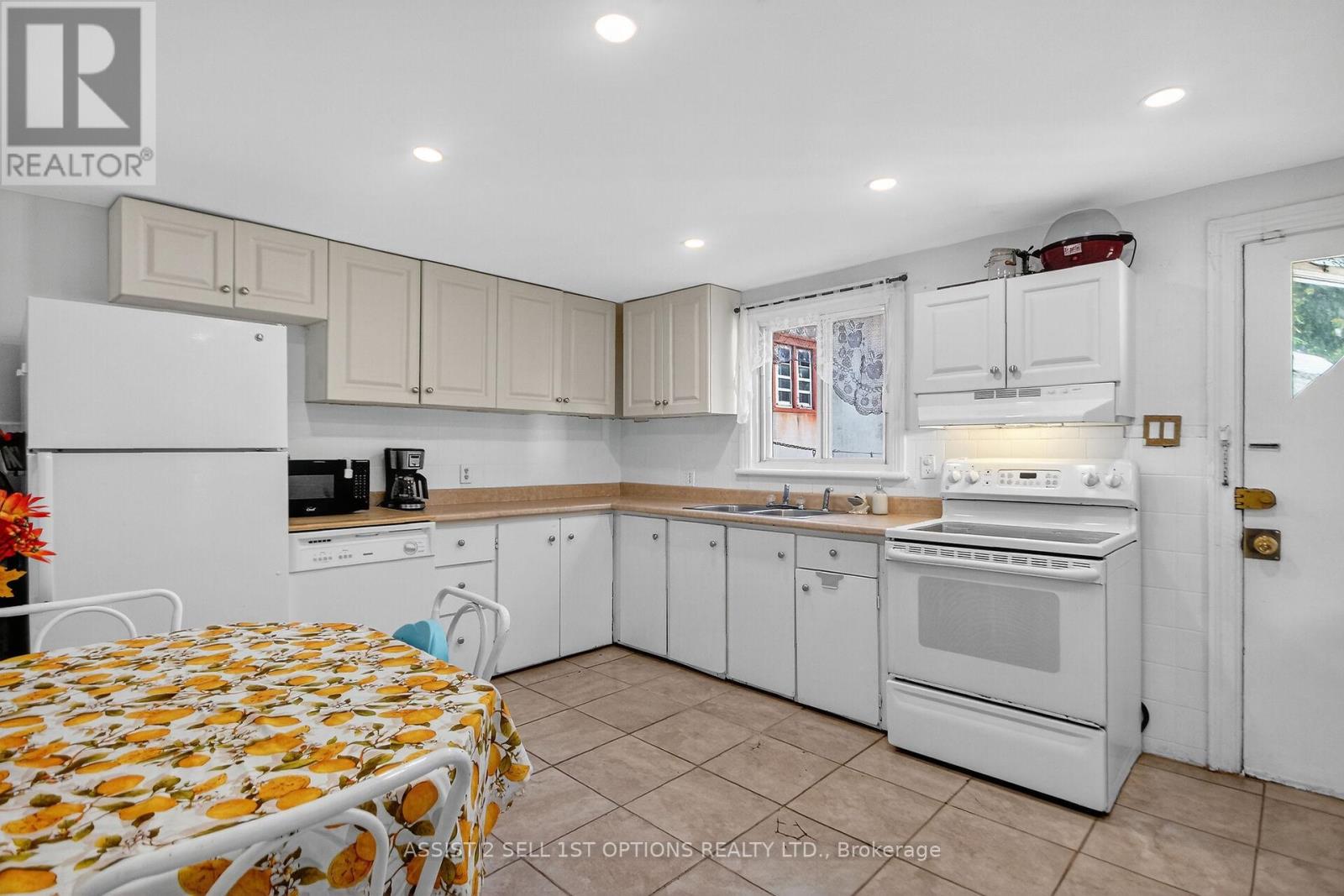 104 Lebreton Street N, Ottawa, Ontario  K1R 7H4 - Photo 7 - X12456684