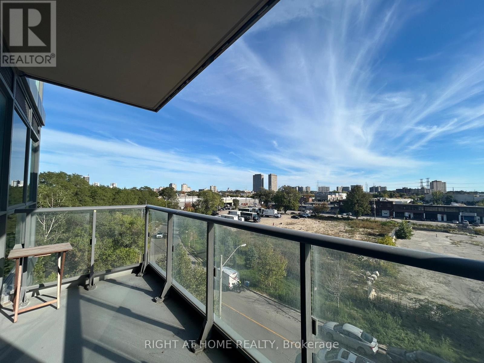 405 - 160 Vanderhoof Avenue, Toronto, Ontario  M4G 0B7 - Photo 10 - C12457314