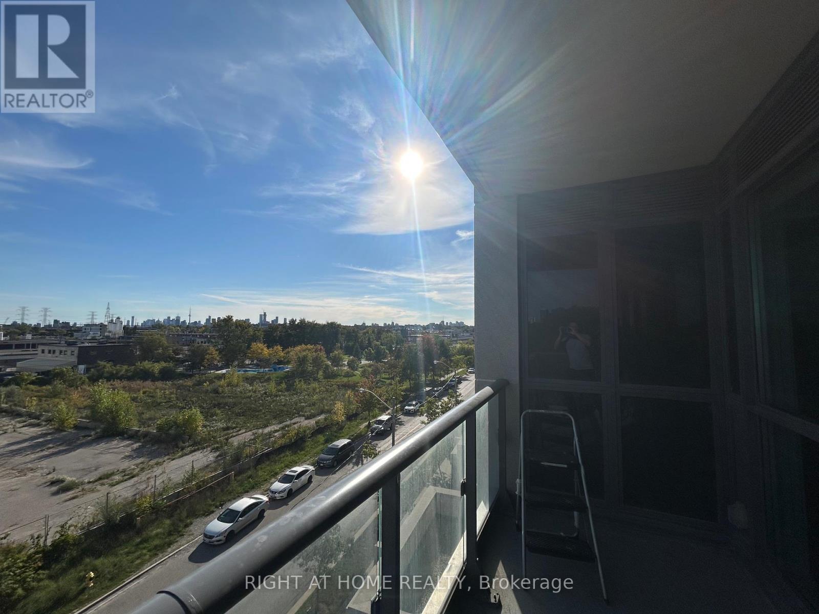 405 - 160 Vanderhoof Avenue, Toronto, Ontario  M4G 0B7 - Photo 12 - C12457314