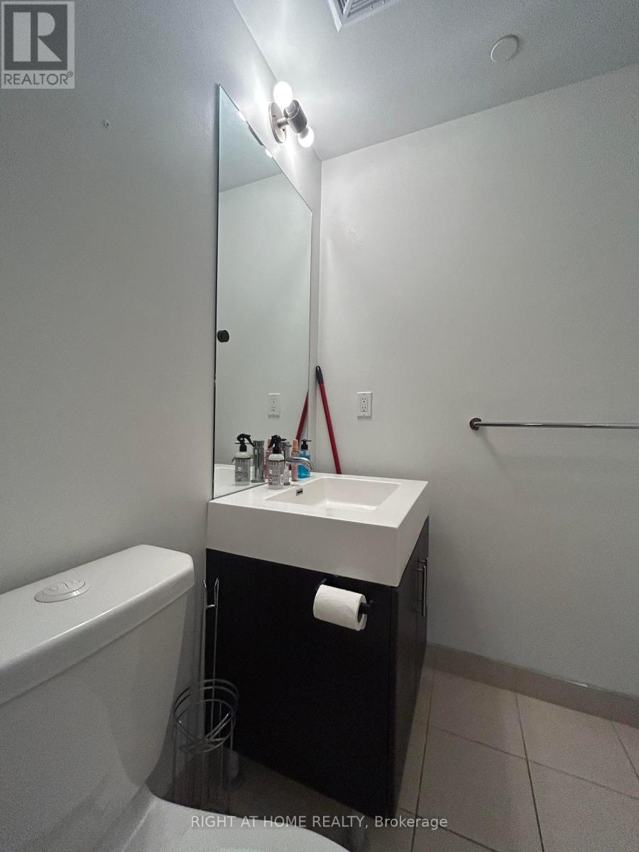 405 - 160 Vanderhoof Avenue, Toronto, Ontario  M4G 0B7 - Photo 16 - C12457314