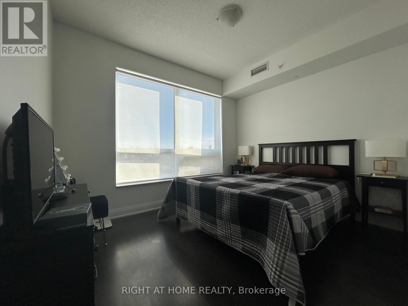 405 - 160 Vanderhoof Avenue, Toronto, Ontario  M4G 0B7 - Photo 18 - C12457314