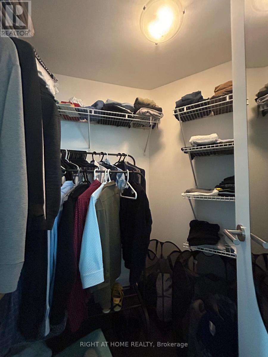 405 - 160 Vanderhoof Avenue, Toronto, Ontario  M4G 0B7 - Photo 21 - C12457314