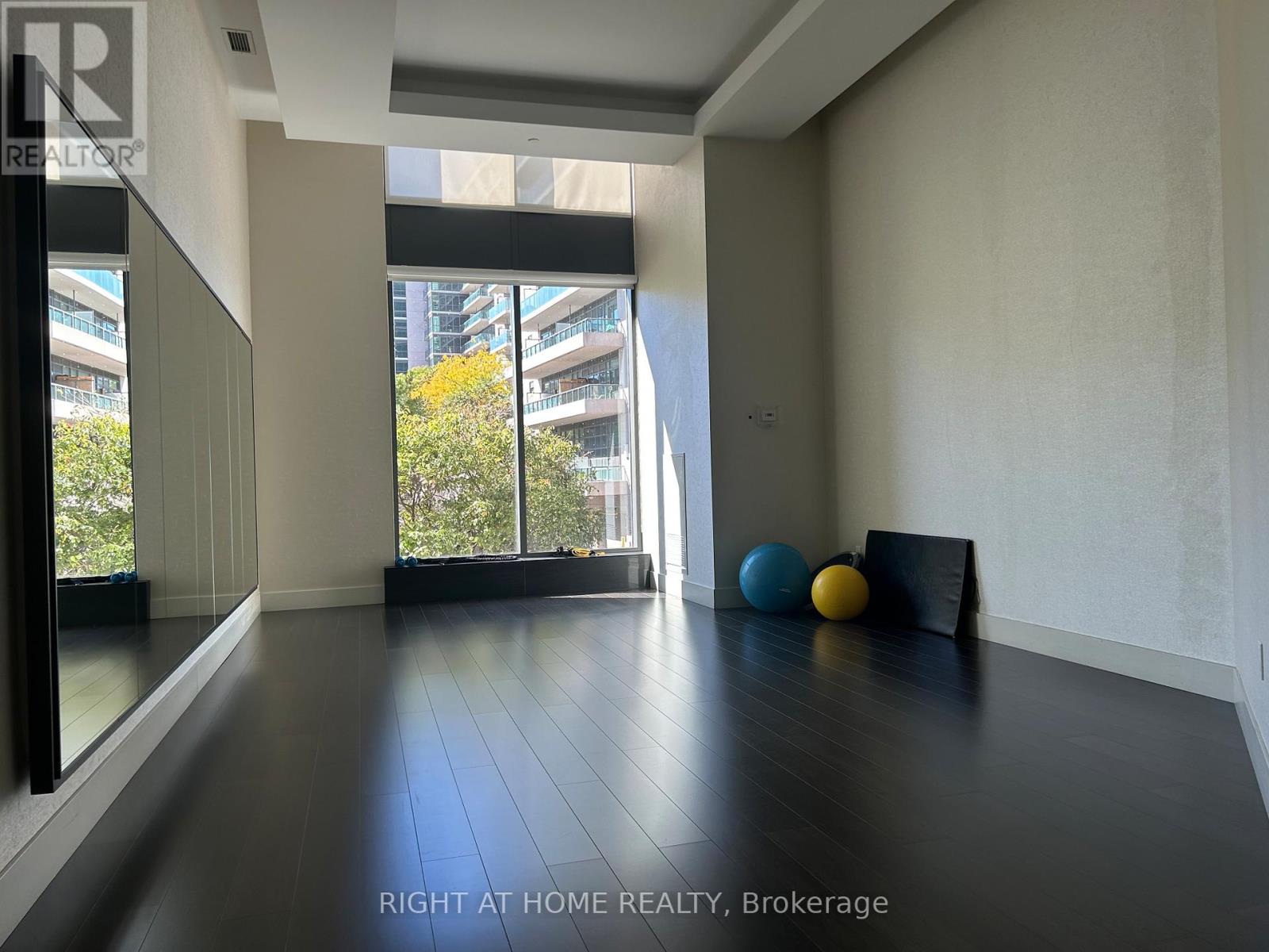 405 - 160 Vanderhoof Avenue, Toronto, Ontario  M4G 0B7 - Photo 29 - C12457314