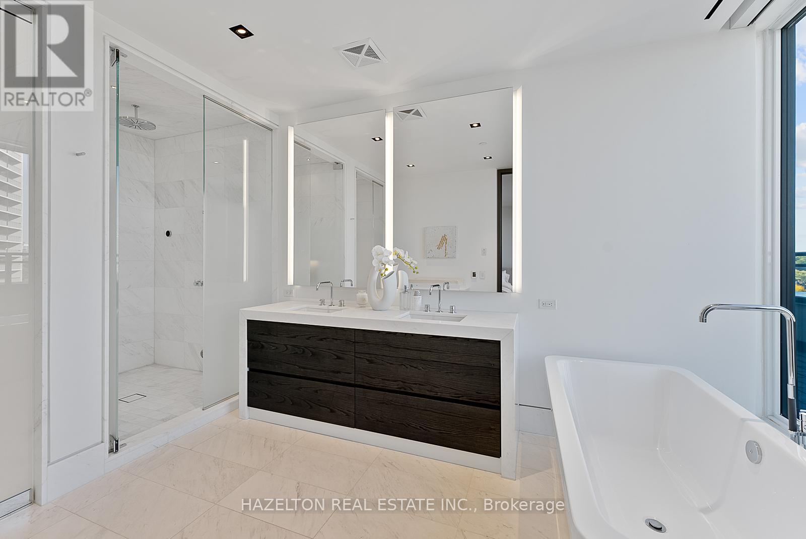 Ph - 181 Davenport Road, Toronto, Ontario  M5R 1J1 - Photo 25 - C12457321