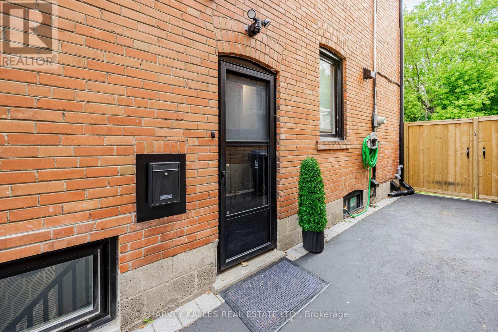 1836 Bathurst Street, Toronto, Ontario  M5P 3K7 - Photo 29 - C12457358