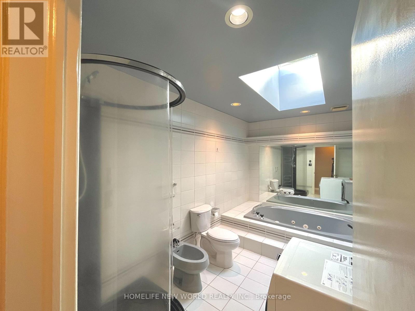 Ground - 300 Spring Garden Avenue, Toronto, Ontario  M2N 3H3 - Photo 10 - C12457424