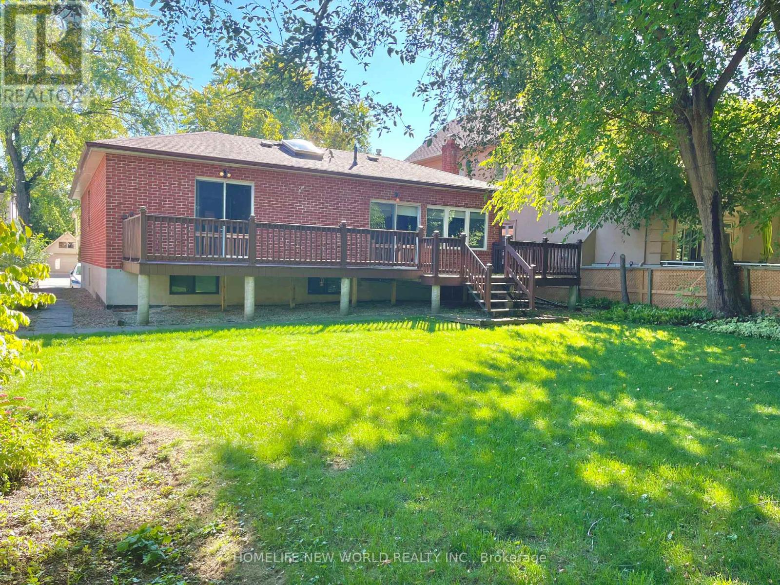 Ground - 300 Spring Garden Avenue, Toronto, Ontario  M2N 3H3 - Photo 19 - C12457424