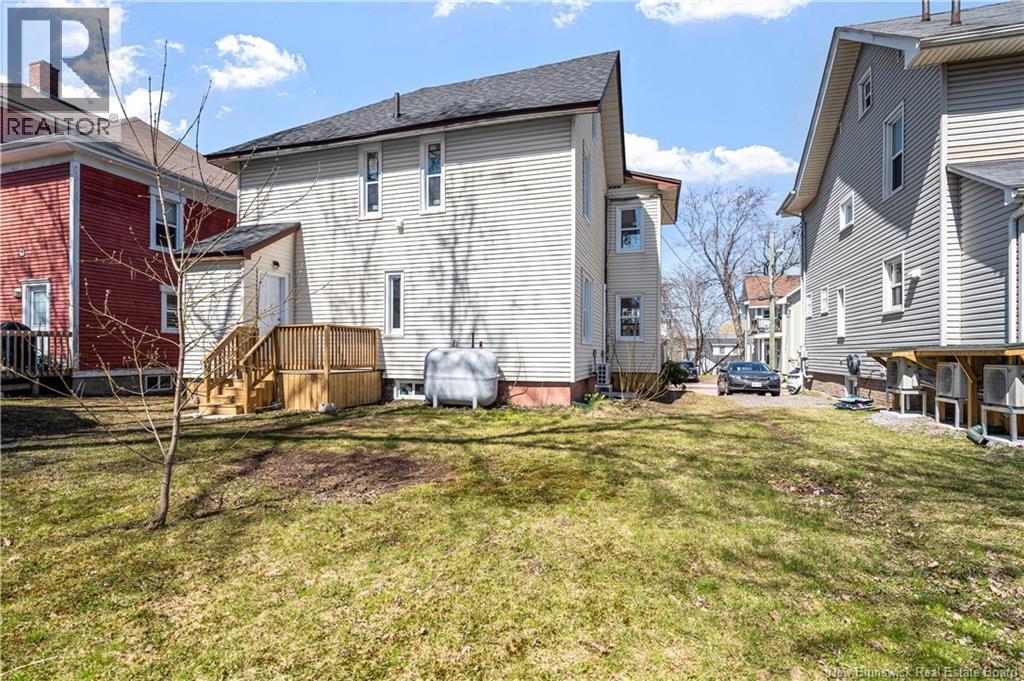 18 Cornell Street, Moncton, New Brunswick  E1C 2W1 - Photo 5 - NB128374