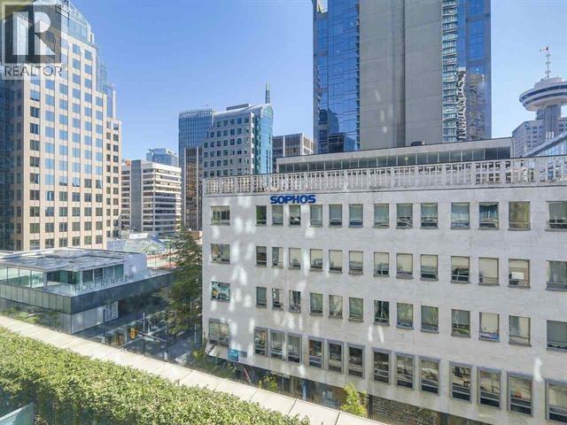 616 610 Granville Street, Vancouver, British Columbia  V6C 3T3 - Photo 2 - R3057277