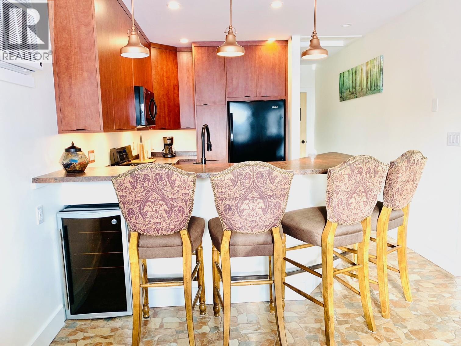 582 Radant Road, Kelowna, British Columbia  V1W 1A2 - Photo 21 - 10365460