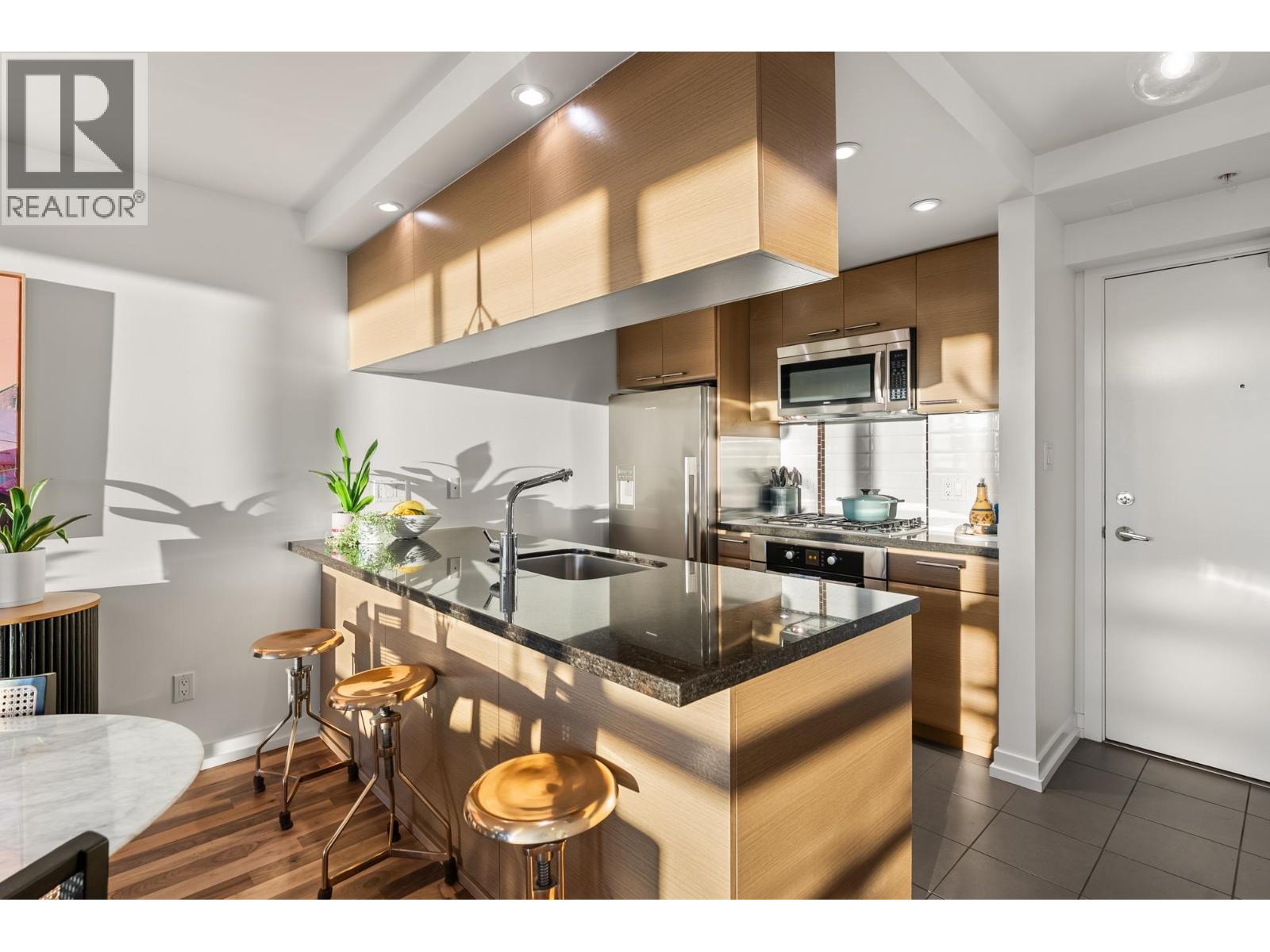 1102 1690 W 8th Avenue, Vancouver, British Columbia  V6J 0B1 - Photo 5 - R3057487
