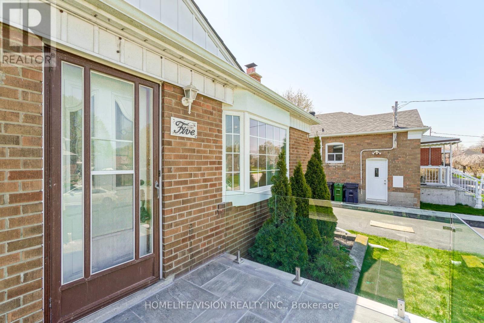 5 Orlando Boulevard, Toronto, Ontario  M1R 3N5 - Photo 32 - E12457356