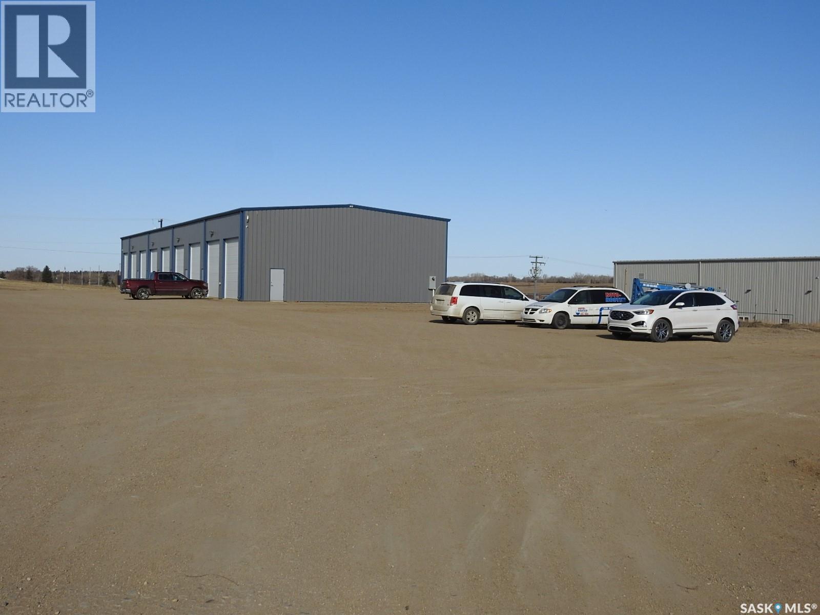 15&16 830 Snyder Road, Moose Jaw, Saskatchewan  S6H 4Y4 - Photo 3 - SK020655