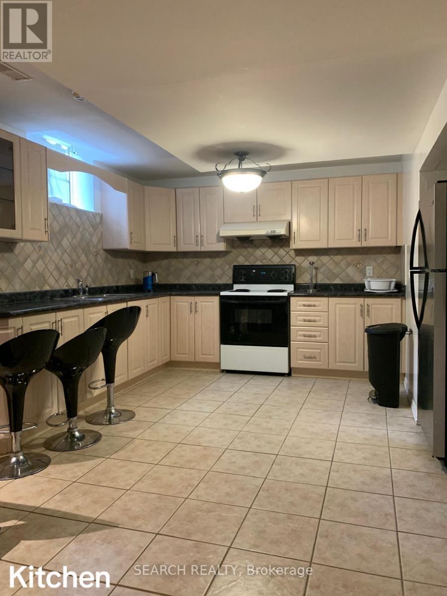 BASEMENT - 105 ST URBAIN DRIVE, Vaughan, Ontario