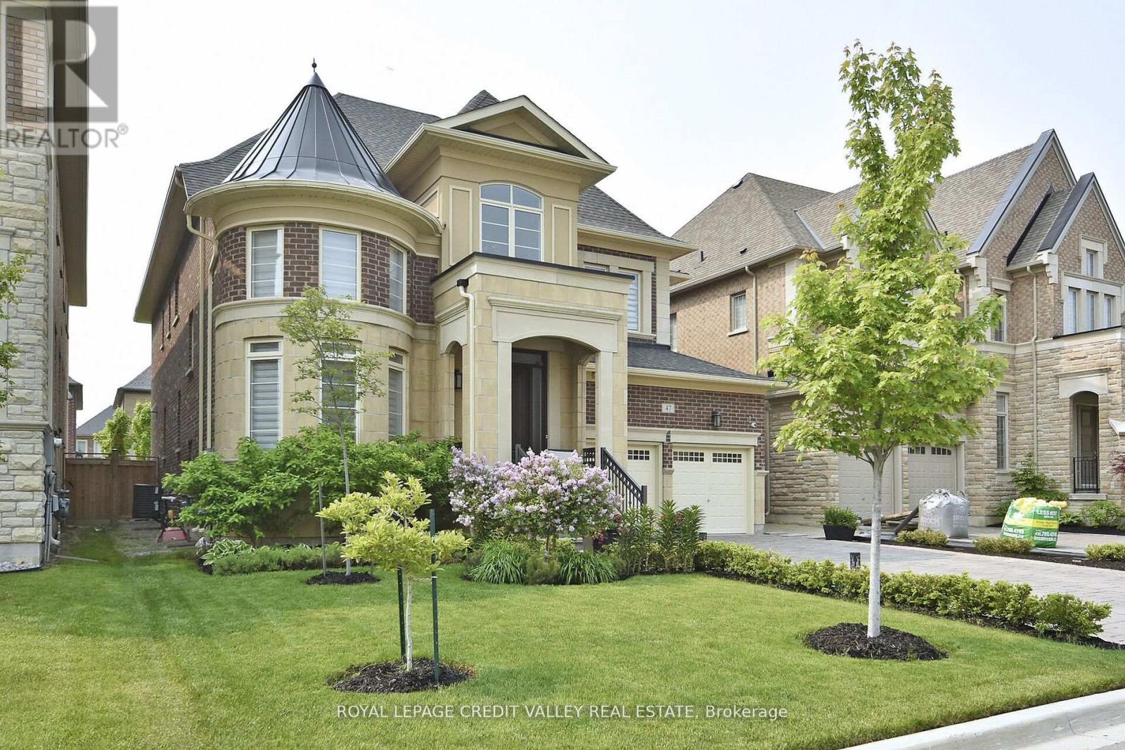 47 Nave Street, Vaughan, Ontario  L4H 4K5 - Photo 2 - N12457325