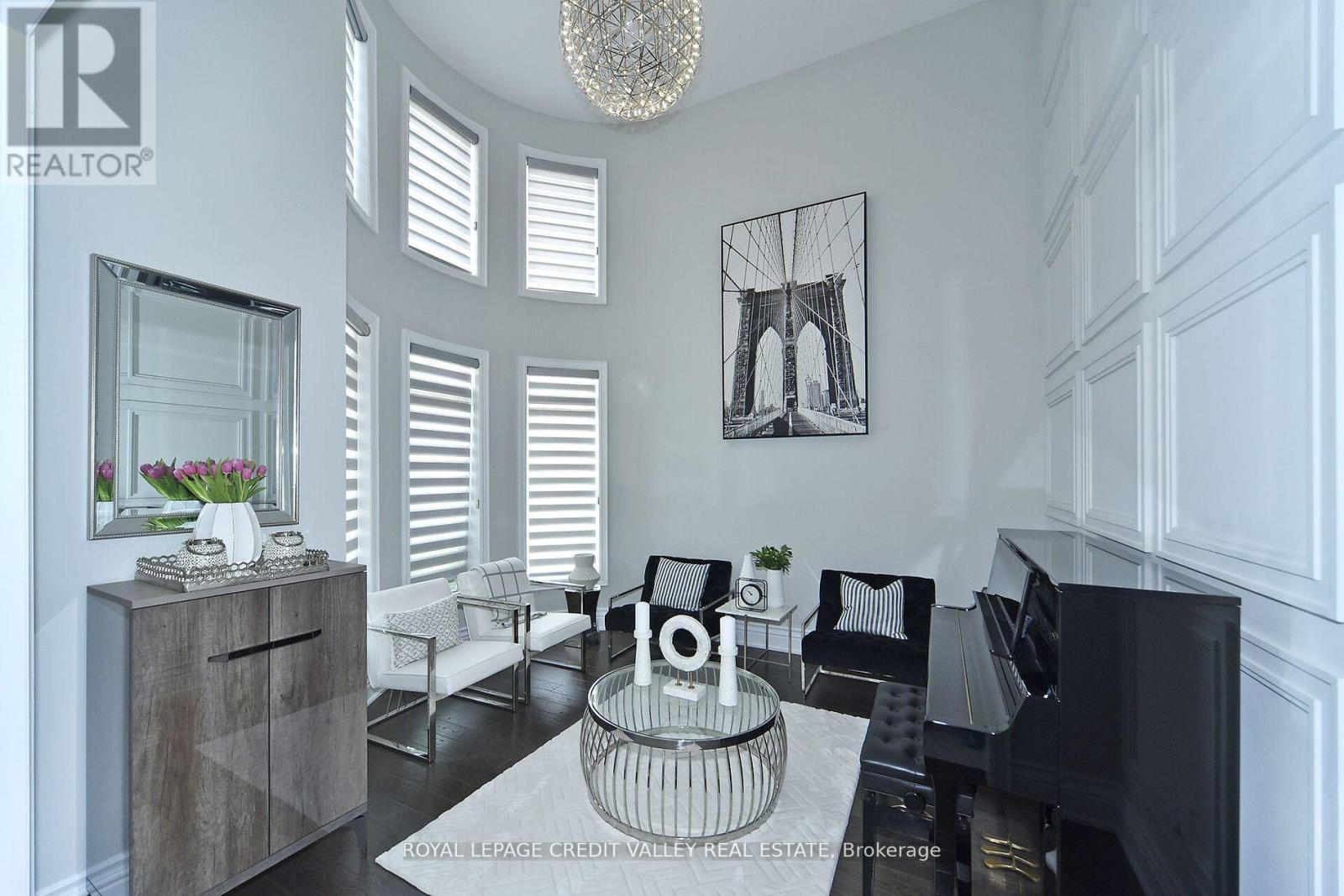 47 Nave Street, Vaughan, Ontario  L4H 4K5 - Photo 6 - N12457325
