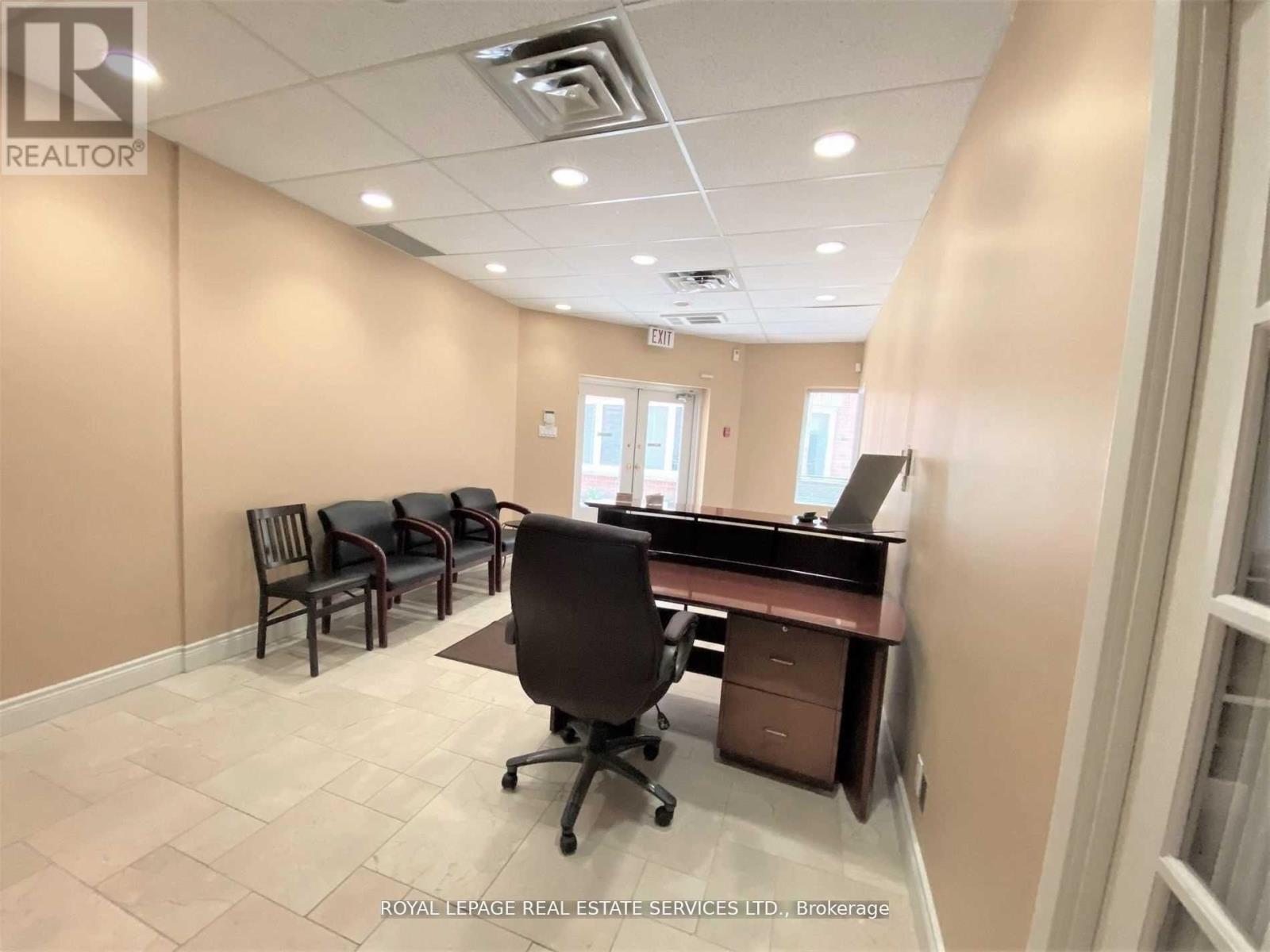 27 - 7626a Yonge Street, Vaughan, Ontario  L4J 1V9 - Photo 6 - N12457342