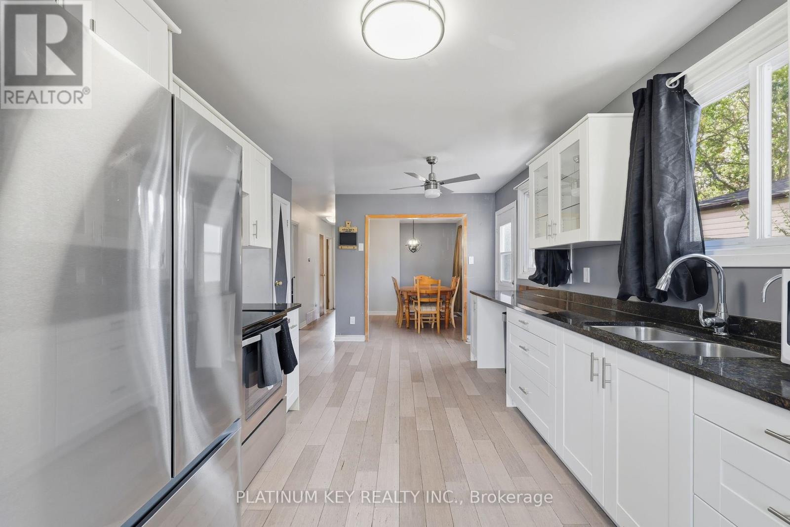 33 Court Lane, London East, Ontario  N5W 5M6 - Photo 10 - X12455251