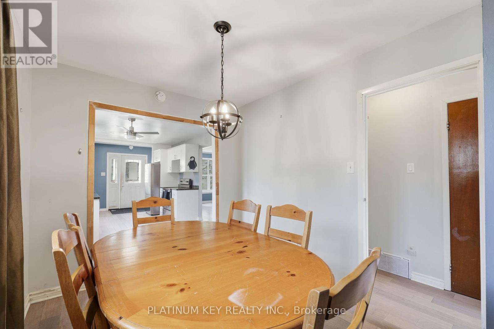 33 Court Lane, London East, Ontario  N5W 5M6 - Photo 11 - X12455251