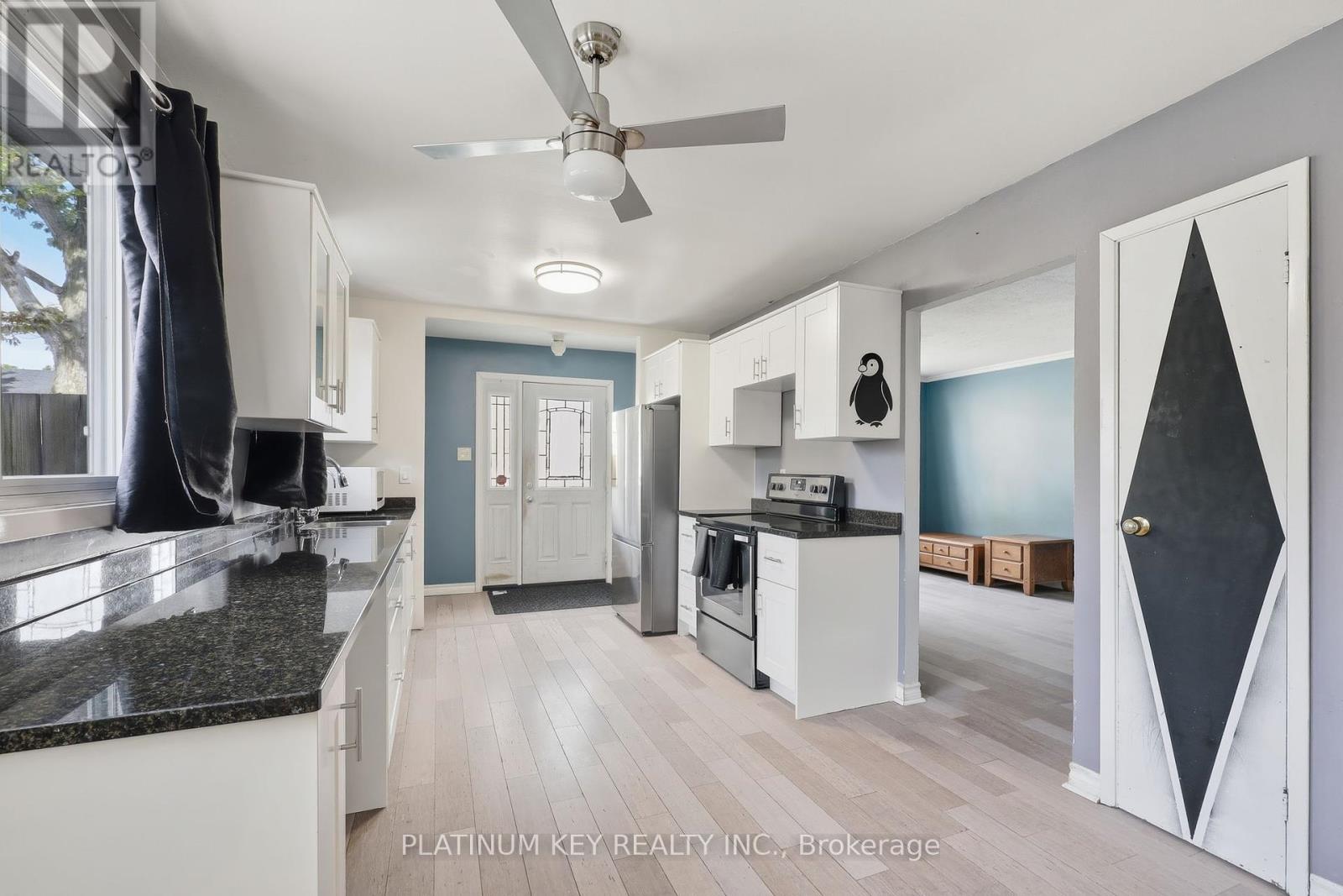 33 Court Lane, London East, Ontario  N5W 5M6 - Photo 8 - X12455251