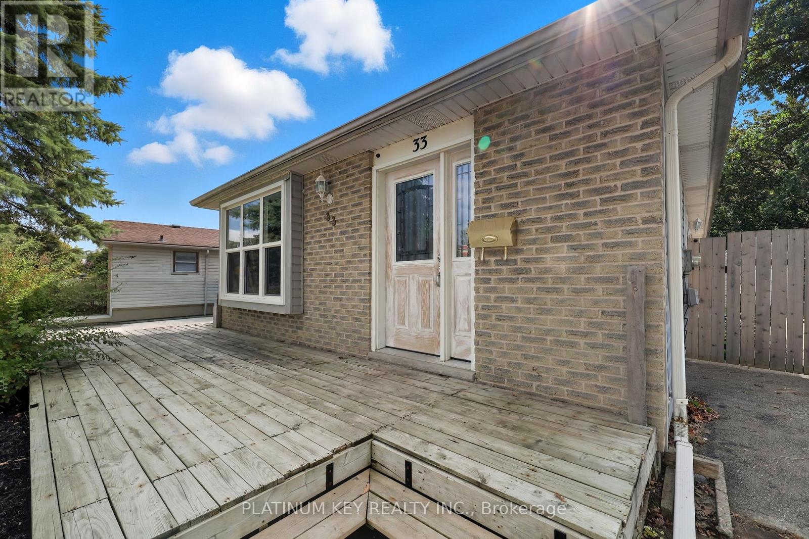 33 Court Lane, London East, Ontario  N5W 5M6 - Photo 4 - X12455251