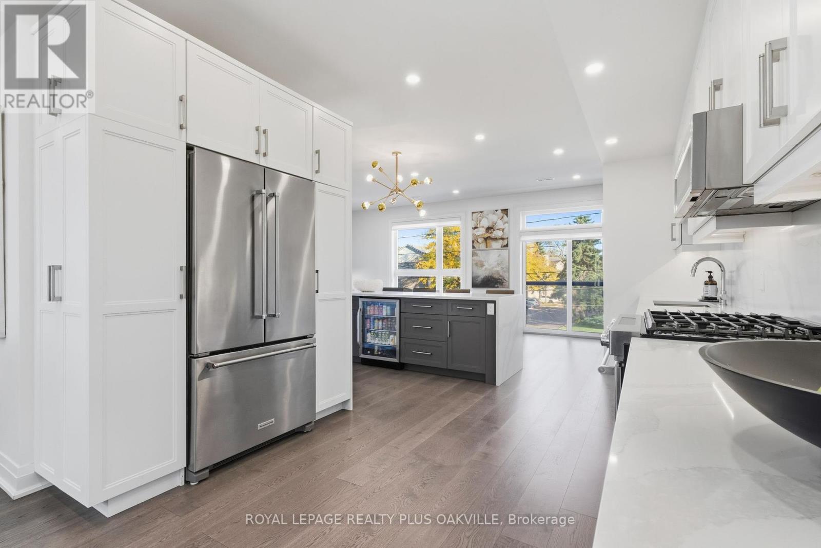 3228 Ellyn Common, Burlington, Ontario  L7N 0A3 - Photo 16 - W12457294
