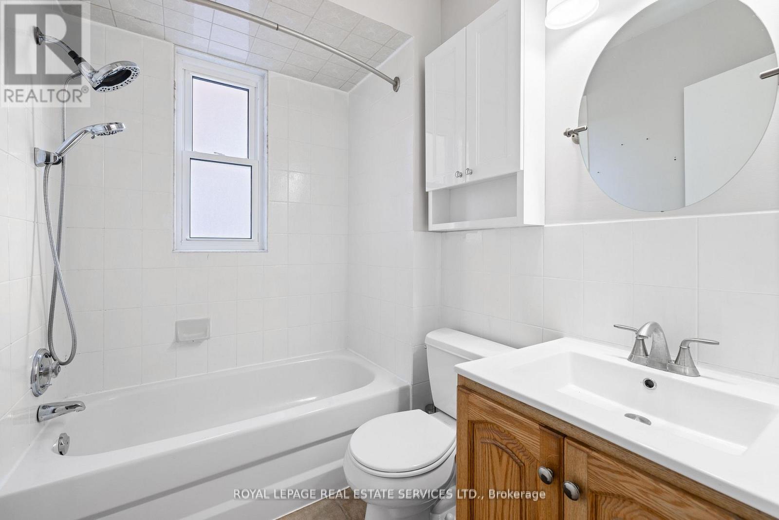 37 Simpson Avenue, Toronto, Ontario  M8Z 1C9 - Photo 7 - W12457313