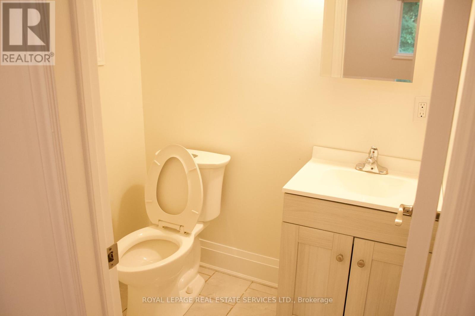 6865 Main Street W, Milton, Ontario  L9T 7Z5 - Photo 29 - W12457317