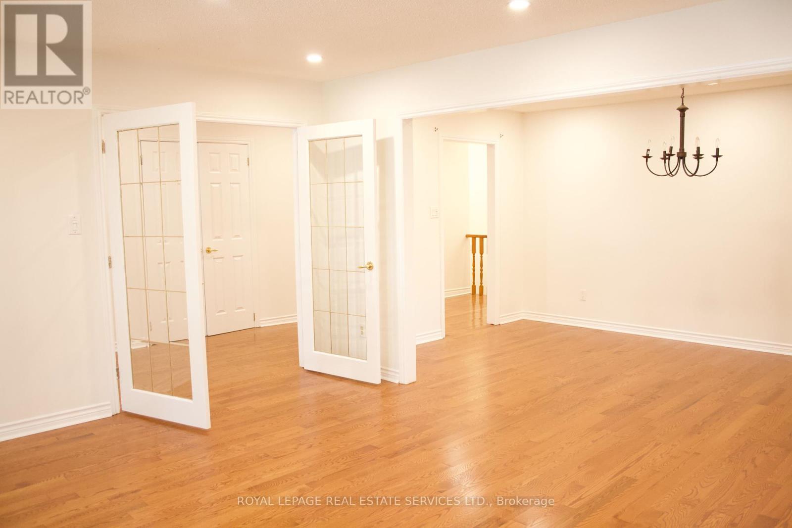 6865 Main Street W, Milton, Ontario  L9T 7Z5 - Photo 6 - W12457317