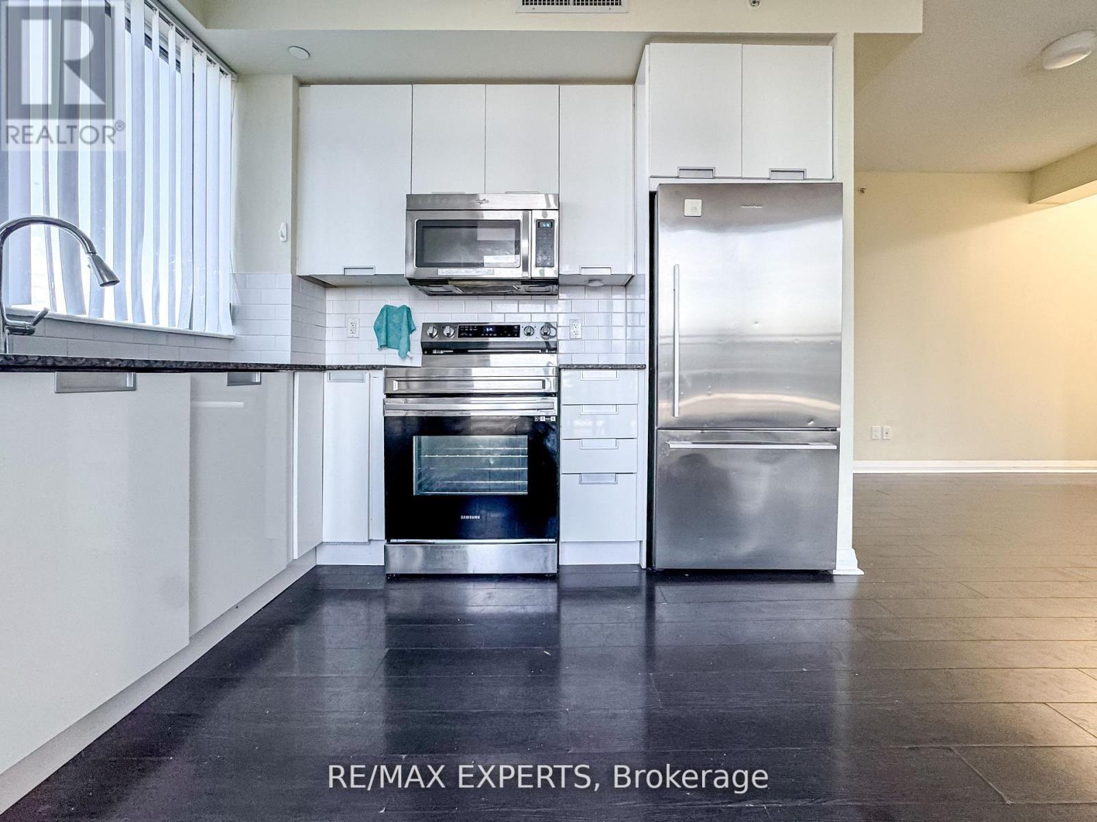 504 - 55 Eglinton Avenue W, Mississauga, Ontario  L5R 0E4 - Photo 23 - W12457318