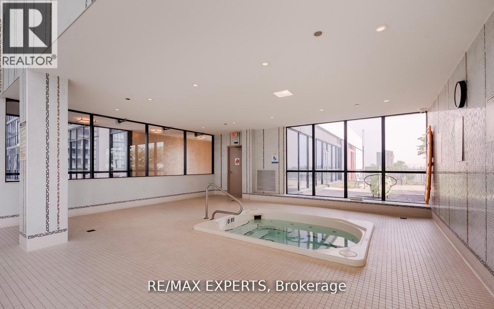 504 - 55 Eglinton Avenue W, Mississauga, Ontario  L5R 0E4 - Photo 40 - W12457318