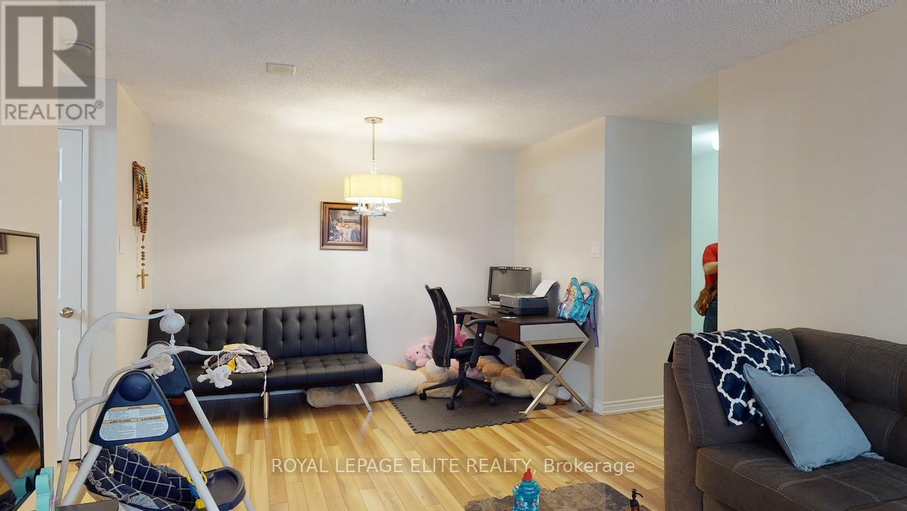 202 - 700 Constellation Drive, Mississauga, Ontario  L5R 3G8 - Photo 14 - W12457329