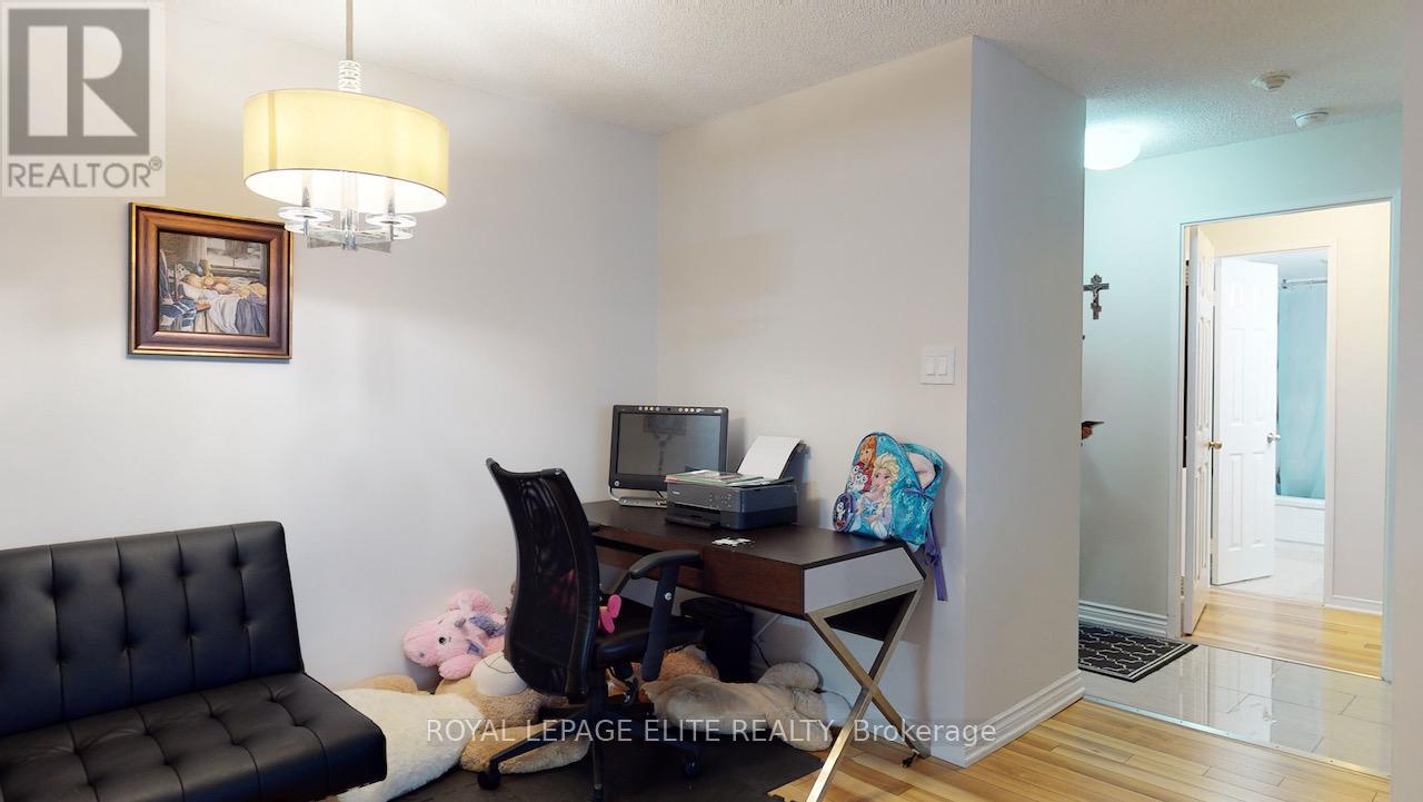 202 - 700 Constellation Drive, Mississauga, Ontario  L5R 3G8 - Photo 17 - W12457329