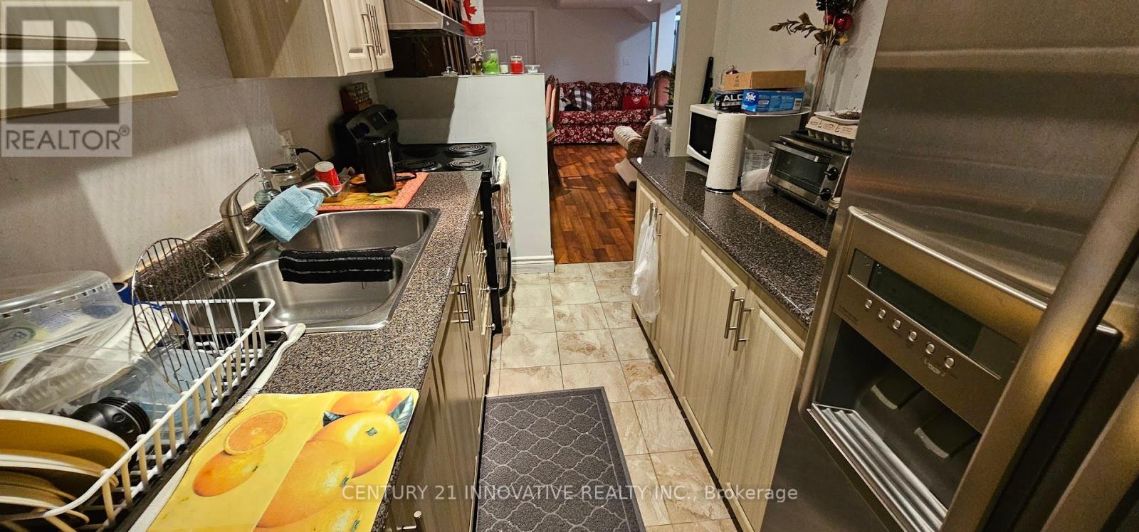 126 Footbridge Crescent, Brampton, Ontario  L6R 0T9 - Photo 26 - W12457338