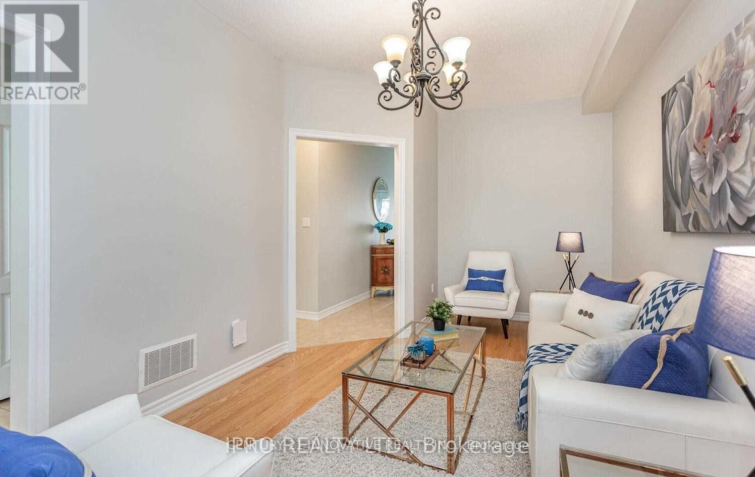 126 Footbridge Crescent, Brampton, Ontario  L6R 0T9 - Photo 7 - W12457338