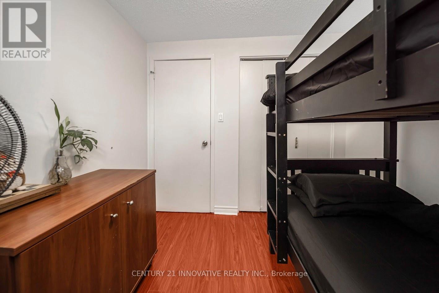 5 - 3175 Kirwin Avenue, Mississauga, Ontario  L5A 3M4 - Photo 22 - W12457348