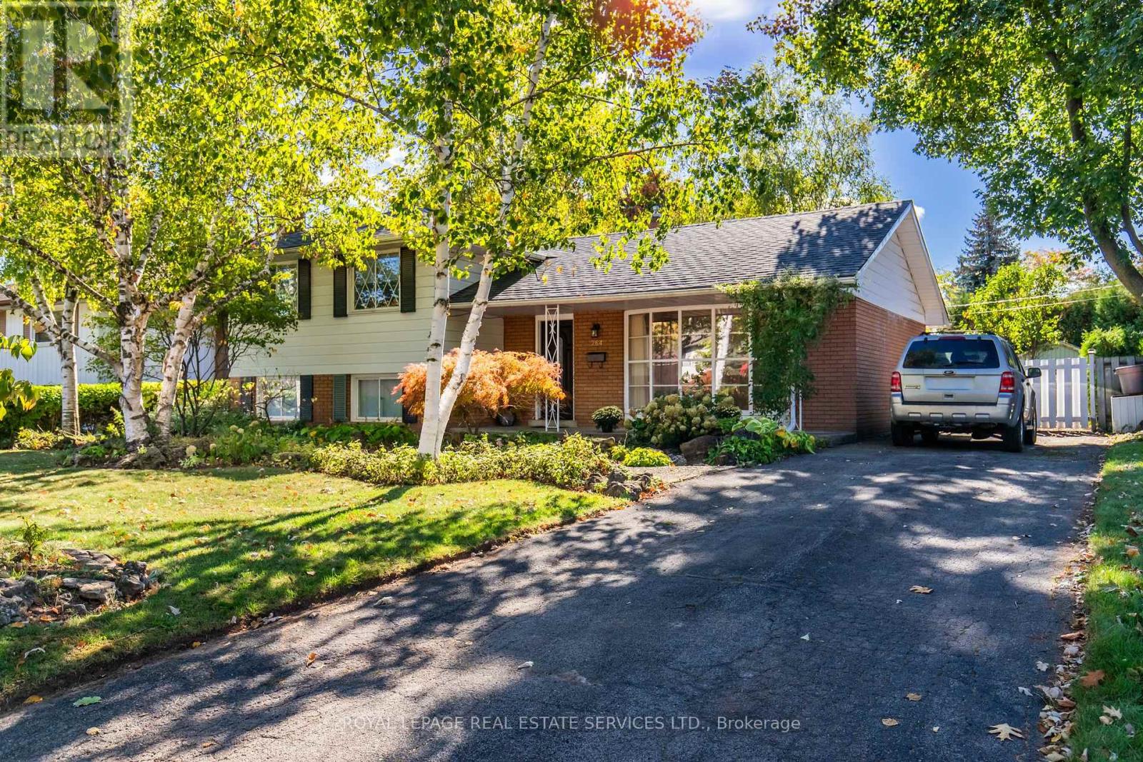 264 TOTTENHAM ROAD, Burlington, Ontario