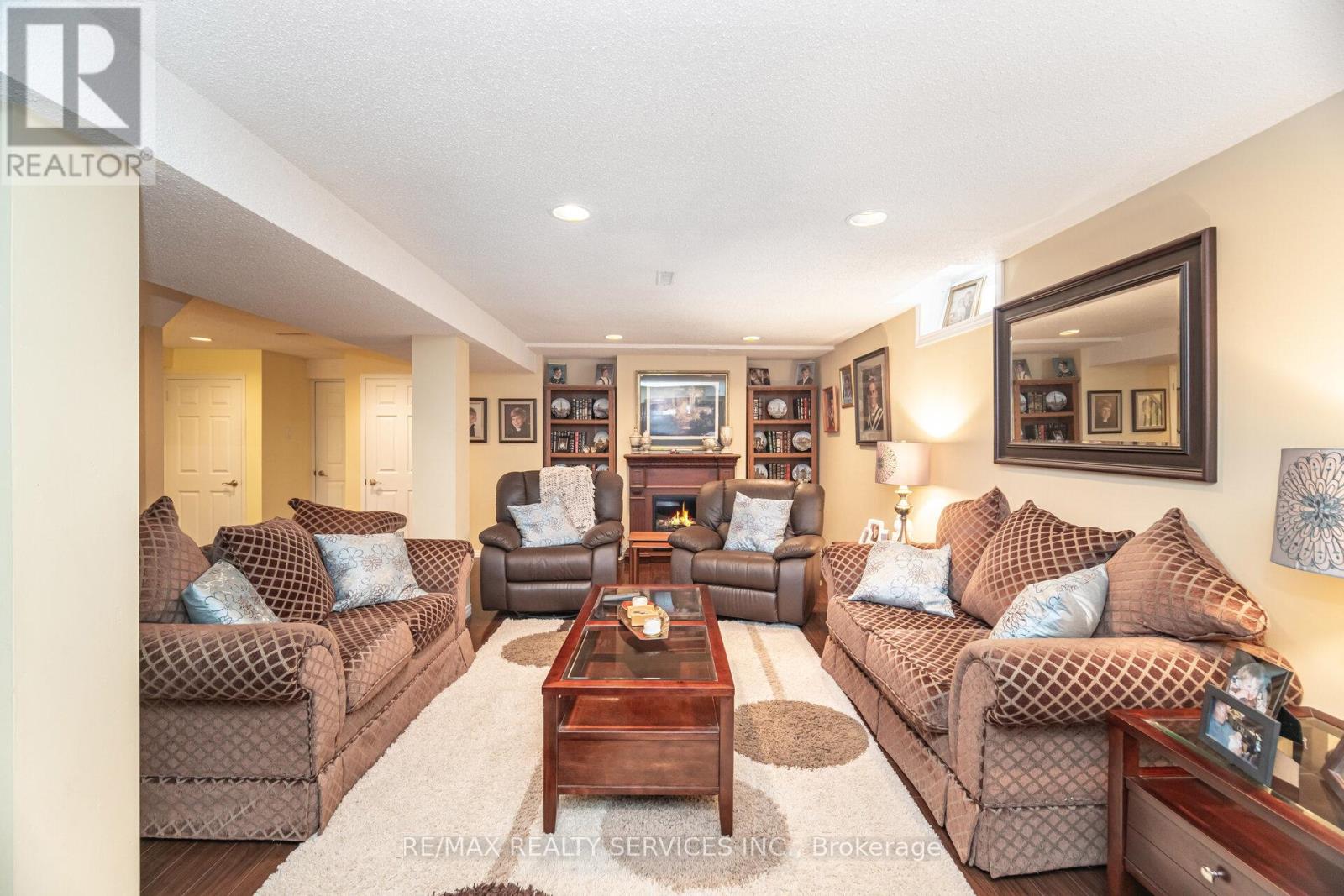 30 Starling Court, Brampton, Ontario  L6Z 3P5 - Photo 34 - W12457355