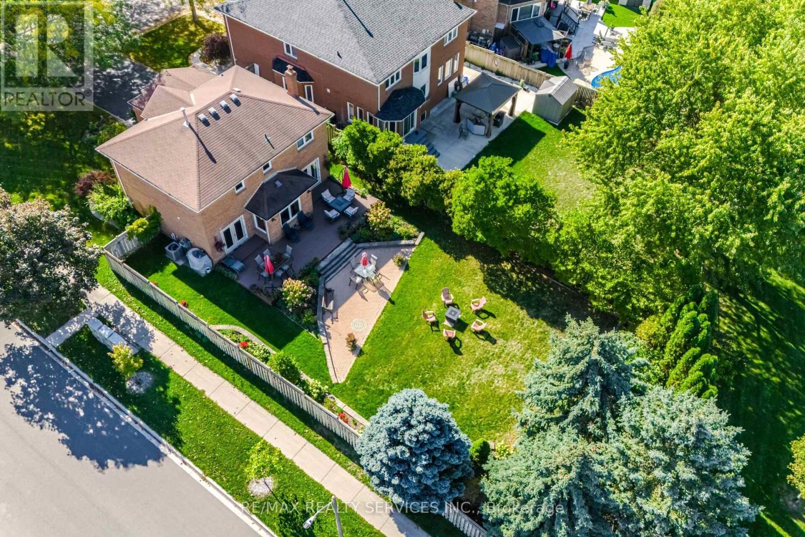 30 Starling Court, Brampton, Ontario  L6Z 3P5 - Photo 49 - W12457355