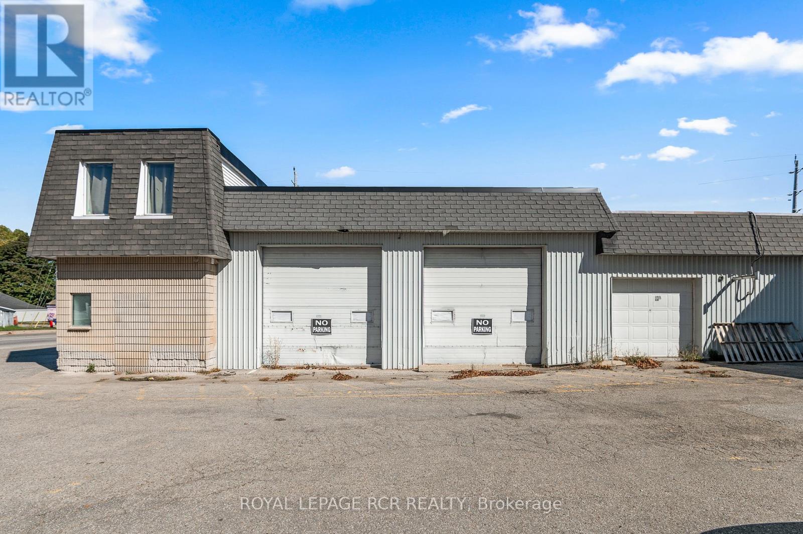 55 Townline, Orangeville, Ontario  L9W 1V5 - Photo 6 - W12457365
