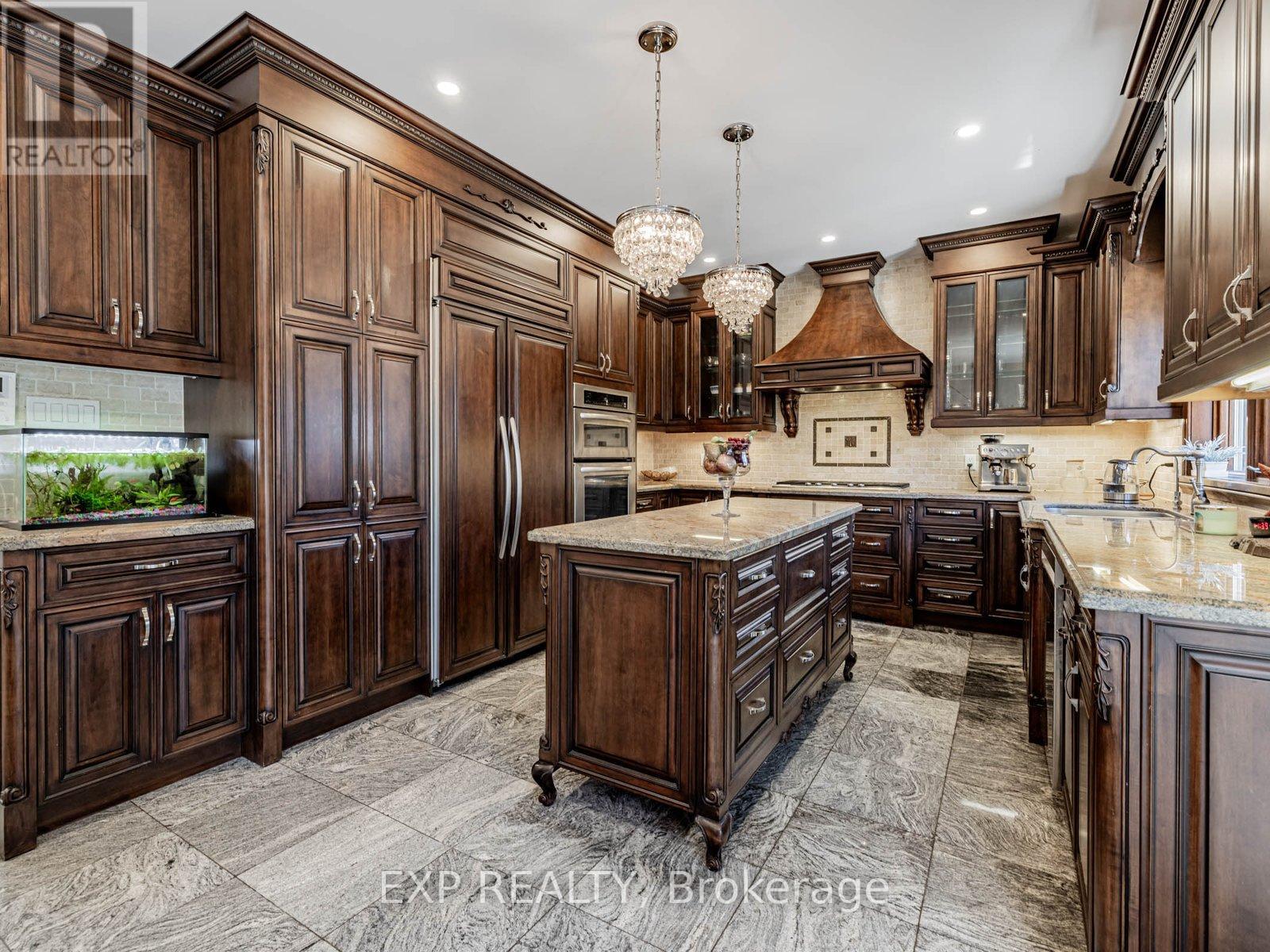 13 Bourdon Avenue, Toronto, Ontario  M6L 2Y7 - Photo 17 - W12457369