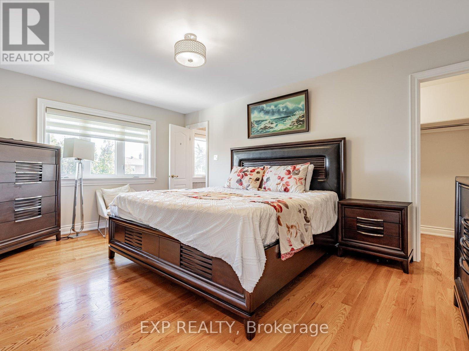 13 Bourdon Avenue, Toronto, Ontario  M6L 2Y7 - Photo 26 - W12457369