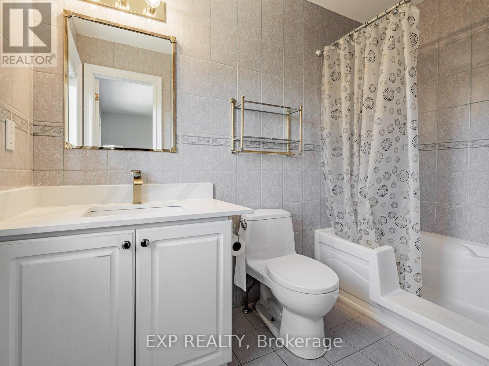 13 Bourdon Avenue, Toronto, Ontario  M6L 2Y7 - Photo 28 - W12457369