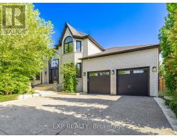 13 BOURDON AVENUE, Toronto, Ontario