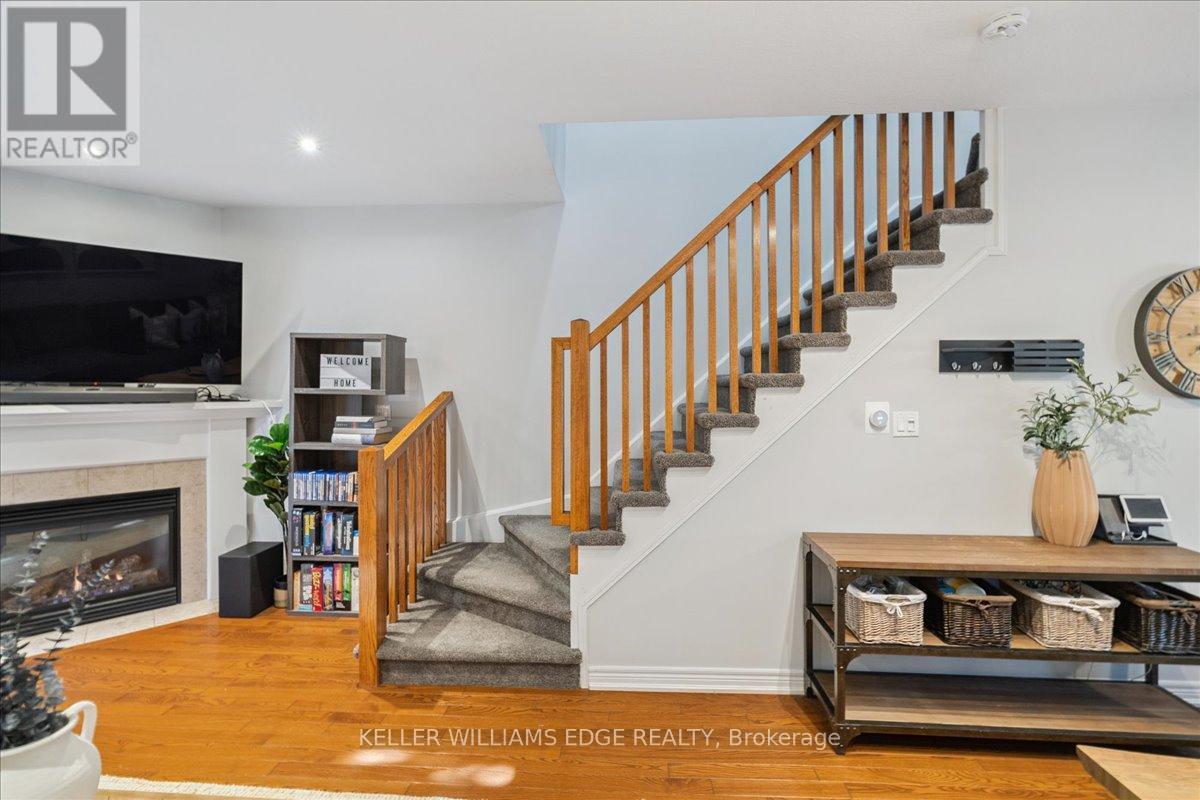 4258 Ingram Common, Burlington, Ontario  L7L 0C4 - Photo 24 - W12457373