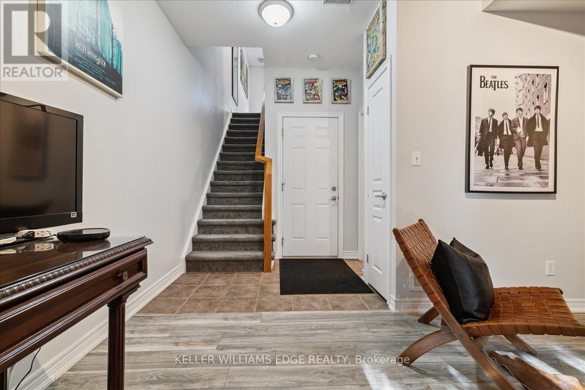 4258 Ingram Common, Burlington, Ontario  L7L 0C4 - Photo 35 - W12457373
