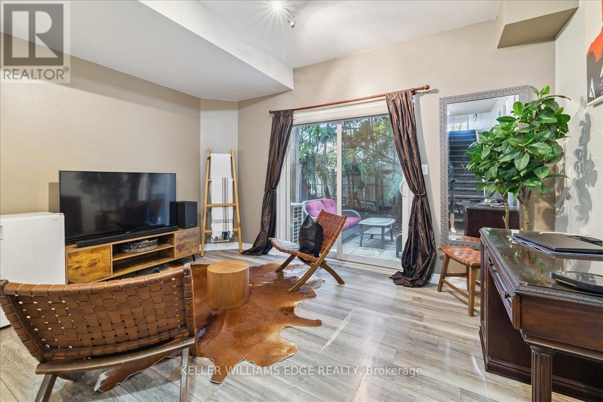4258 Ingram Common, Burlington, Ontario  L7L 0C4 - Photo 36 - W12457373