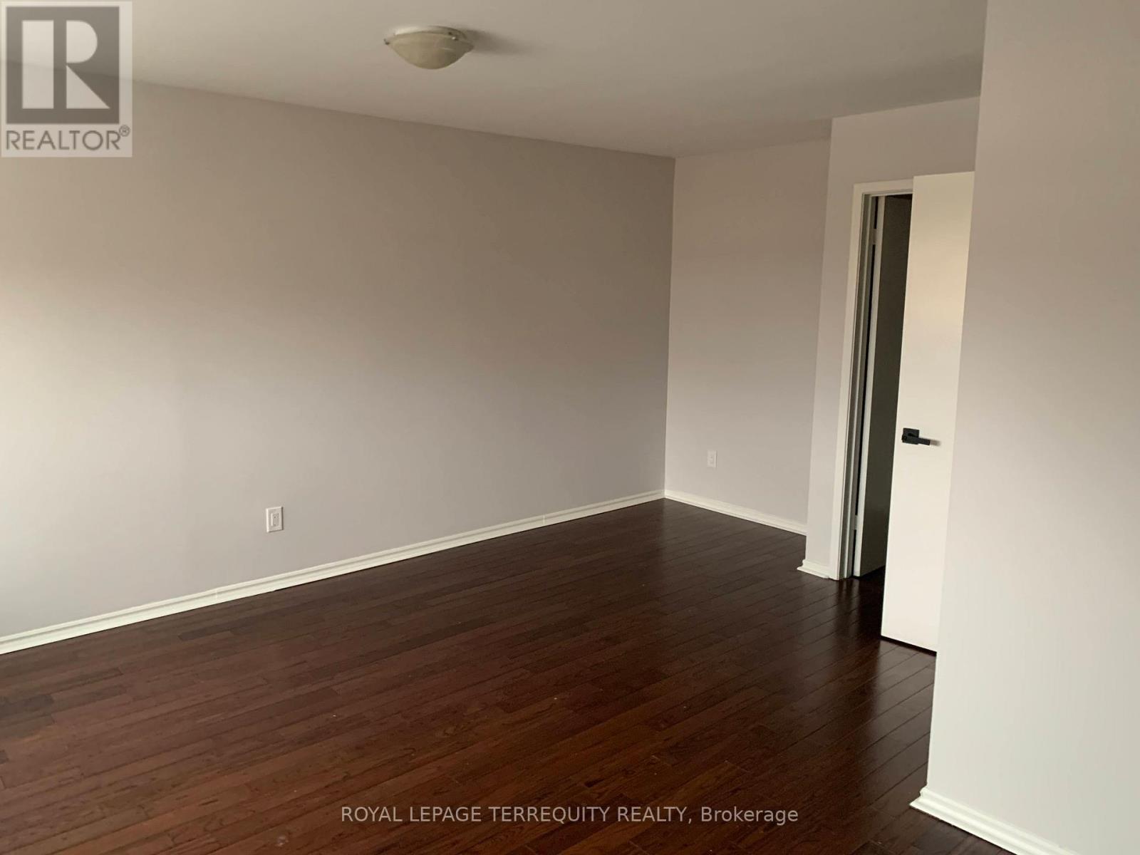 42 - 1180 Mississauga Valley Boulevard, Mississauga, Ontario  L5A 3M9 - Photo 8 - W12457380