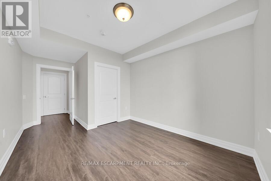 418 - 3290 New Street, Burlington, Ontario  L7N 1M8 - Photo 14 - W12457408